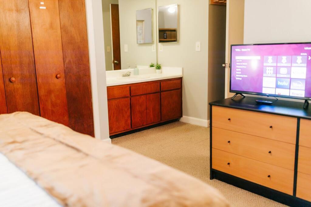 Cozy 3-Bed Athens Getaway, Right Near Uga! Apartman Kültér fotó