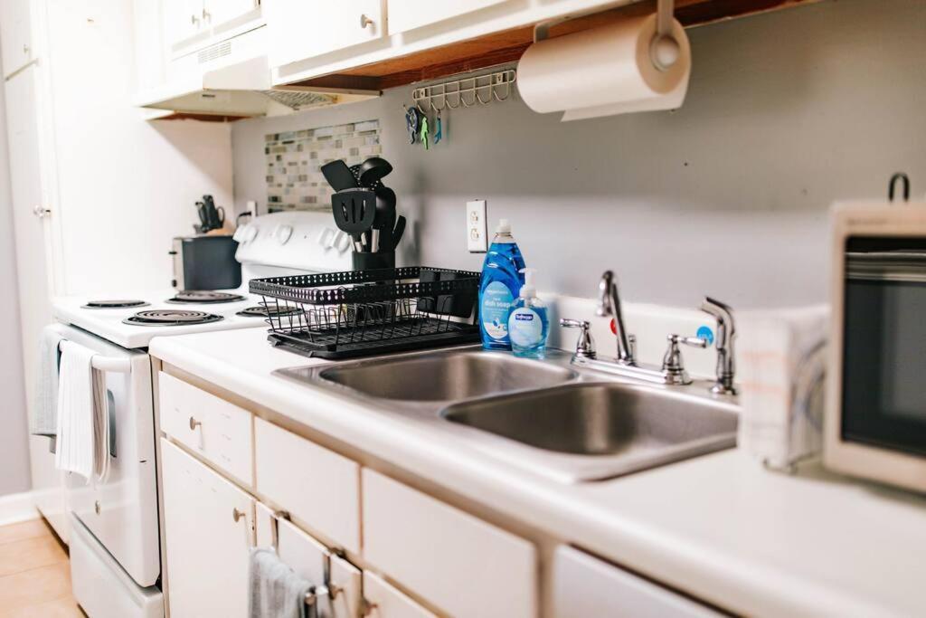 Cozy 3-Bed Athens Getaway, Right Near Uga! Apartman Kültér fotó